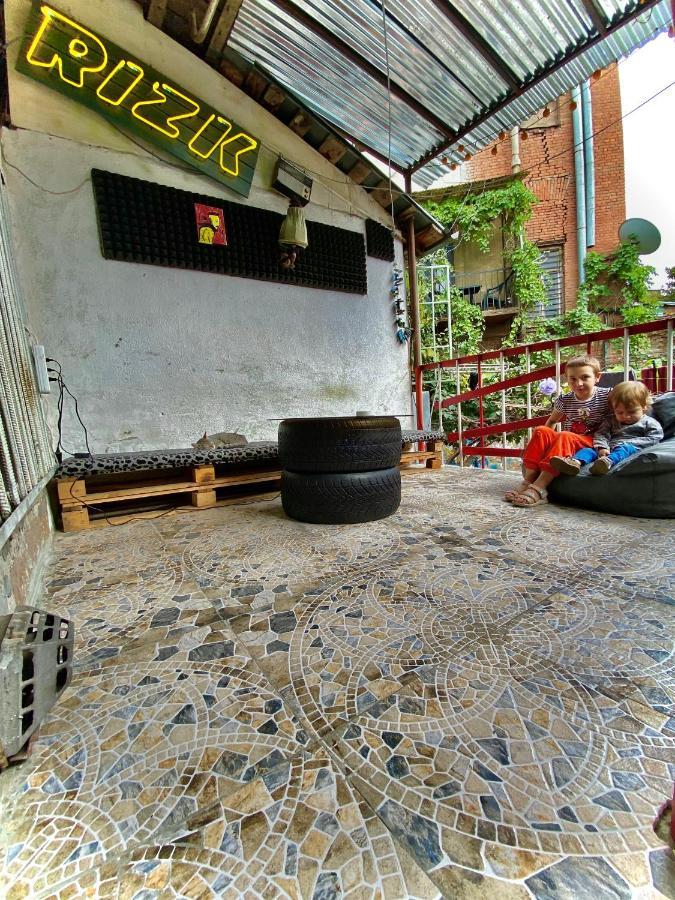 Traveler Hostel Тбілісі Екстер'єр фото