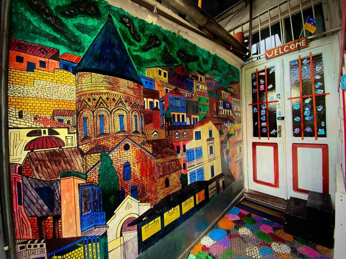 Traveler Hostel Тбілісі Екстер'єр фото